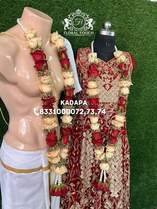 Classic Red and Cream Rose Wedding Garlands | Luxurious Bride & Groom Floral Set