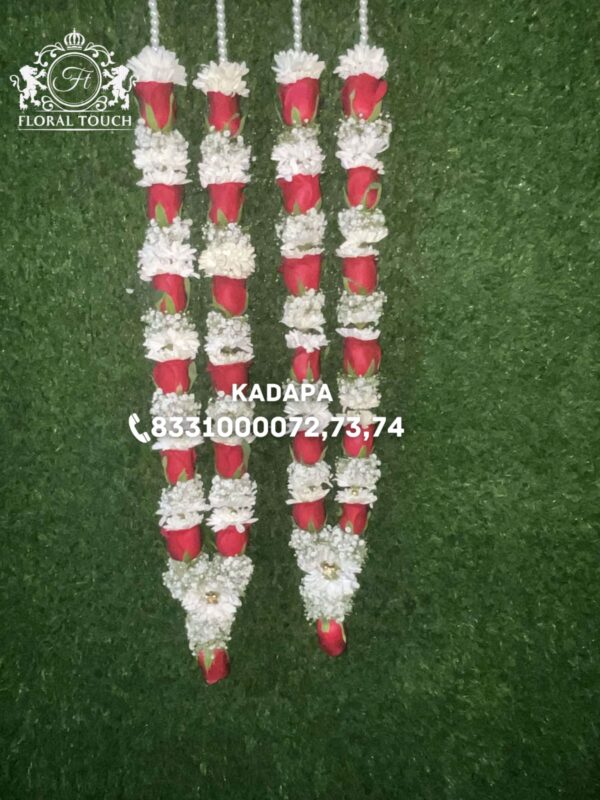 Graceful Red and White Rose Garland | Premium Fresh Flower Mala for Ceremonies - Image 2