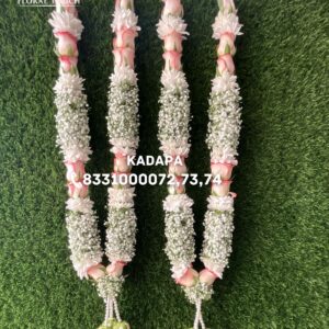 Luxurious White and Pink Floral Wedding Garland with Baby’s Breath