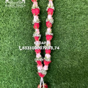 Elegant Red & White Rose Wedding Garland with Baby’s Breath