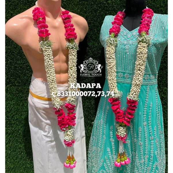 Elegant Floral Wedding Garlands
