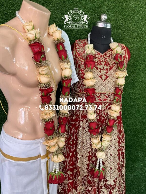Elegant Floral Wedding Garlands - Image 2