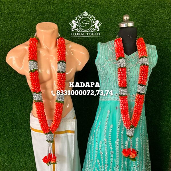 Elegant Traditional Wedding Garlands for Bride and Groom