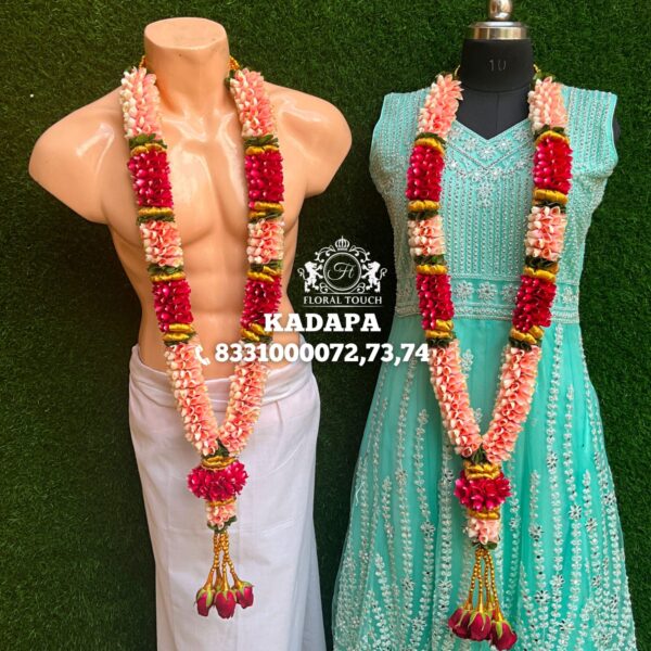 Red Rose & Peach Floral Elegance - Image 2