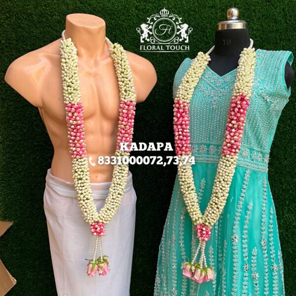 White & Pink Floral Fusion