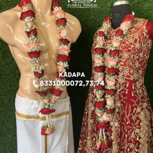 Elegant Red and Pink Rose Wedding Garland with Pearl Detailing