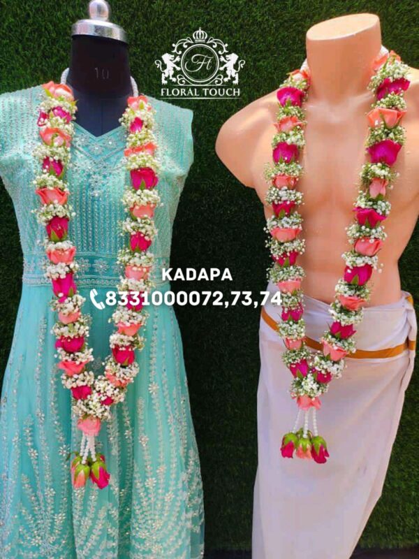 Vibrant Pink and Peach Rose Wedding Garland with Baby’s Breath and Pearl Accents - Image 2