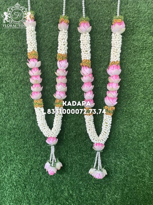 Breathtaking Lotus Garlands for Your Special Day