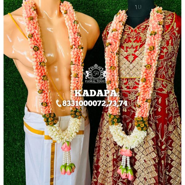 Traditional Indian Wedding Garland Set with Pink and White Floral Design