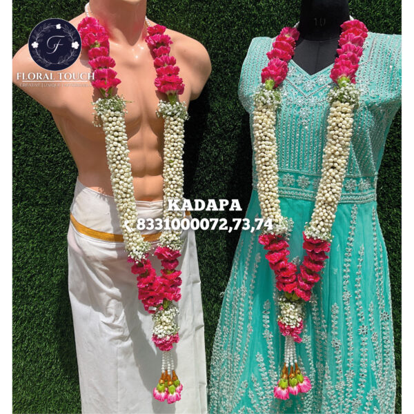 Luxurious Indian Wedding Garland Set - Image 2