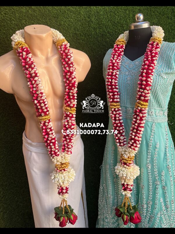 Traditional Red and White Wedding Garland