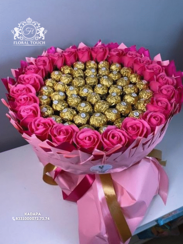 Premium Pink Rose & Ferrero Rocher Chocolate Bouquet – Grand Love Edition